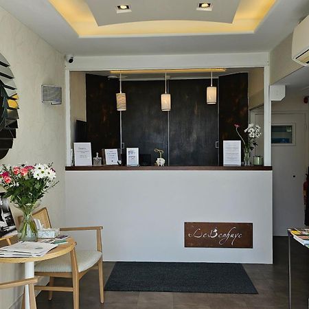 Hotel Le Benhuyc Биник Экстерьер фото