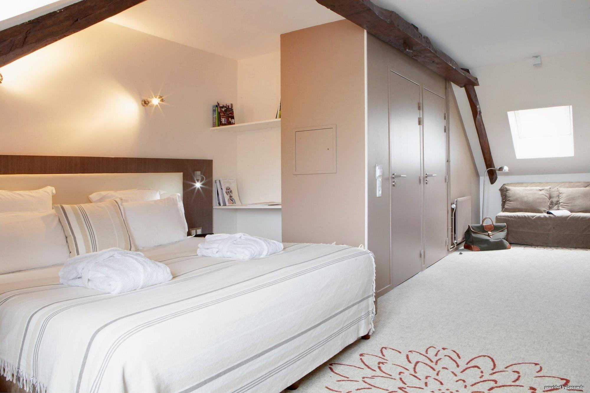 Hotel Le Benhuyc Биник Номер фото