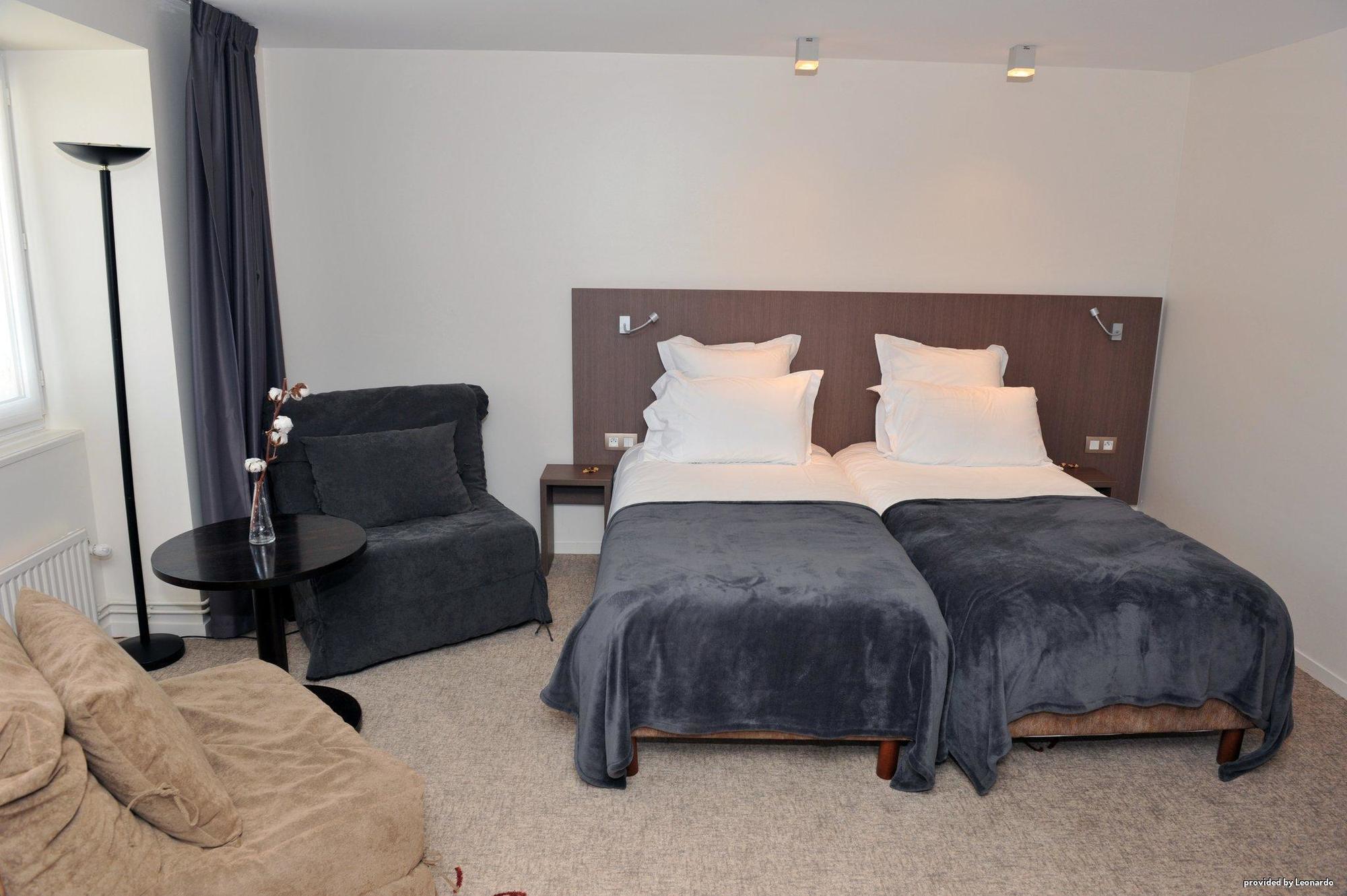 Hotel Le Benhuyc Биник Экстерьер фото