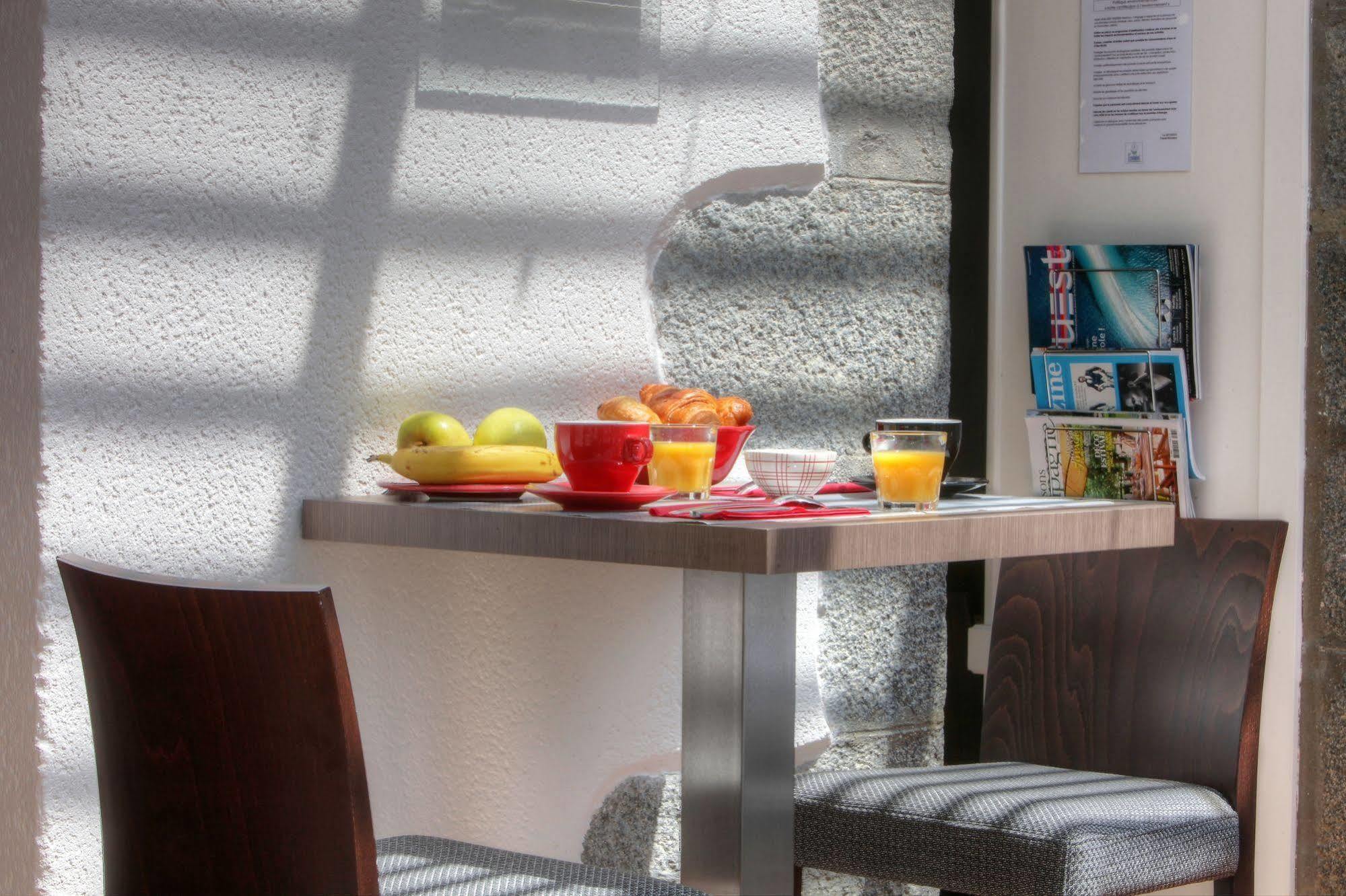 Hotel Le Benhuyc Биник Ресторан фото