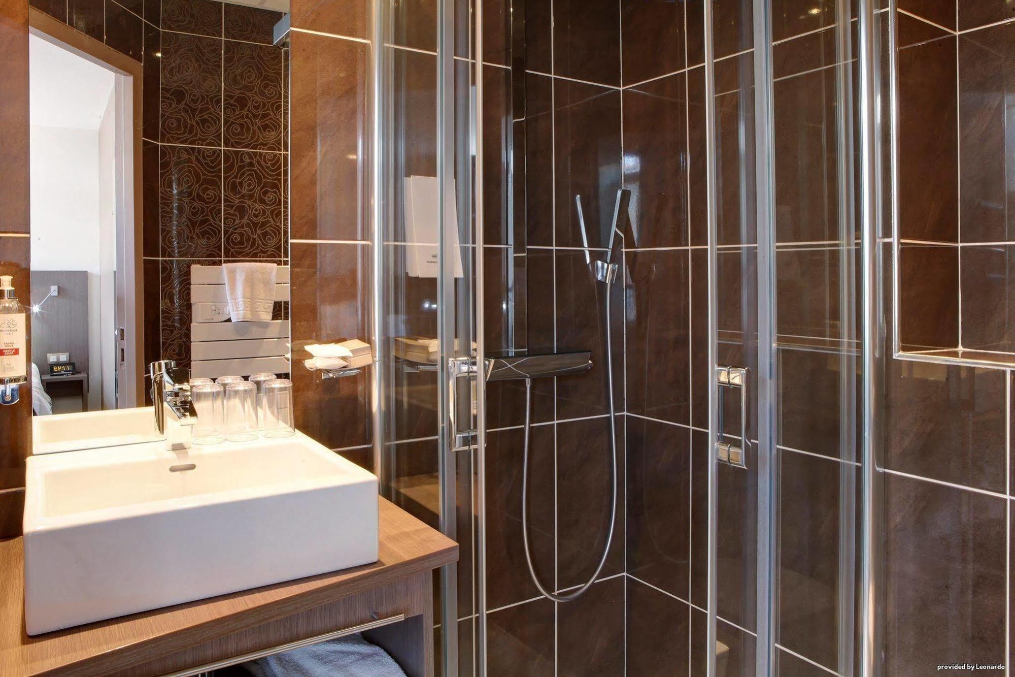 Hotel Le Benhuyc Биник Номер фото