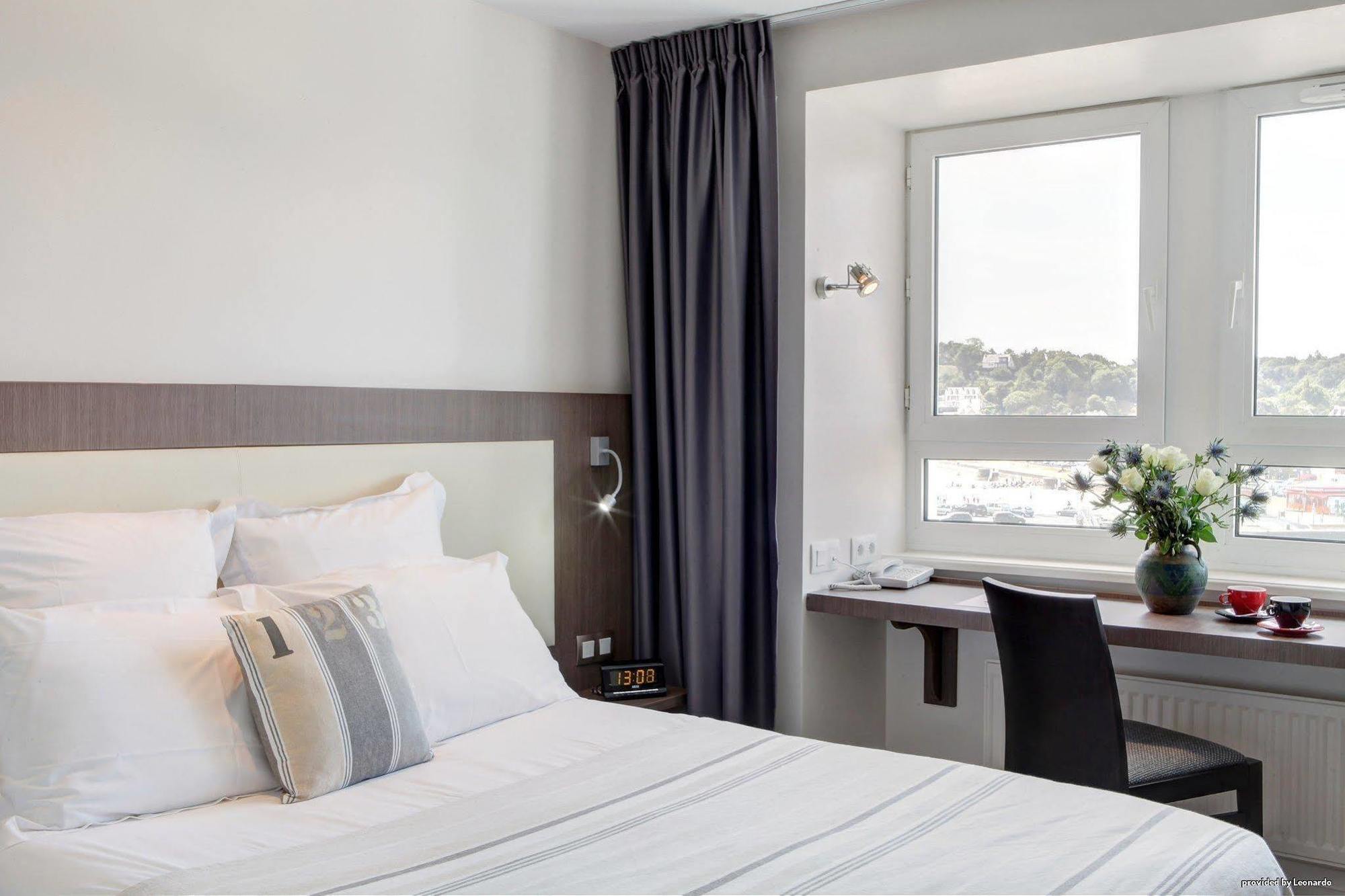 Hotel Le Benhuyc Биник Номер фото
